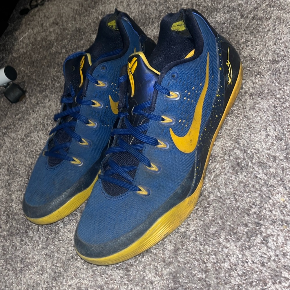 Nike Kobe 9 EM low